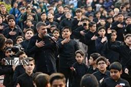 همخوانی سرود «خورشید نمی‌سوزد» با حضور پویانفر و ۲ هزار نوجوان