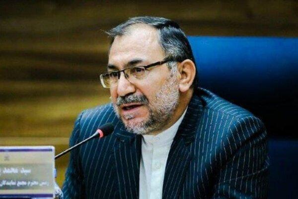 امروز تعلیم‌وتربیت تنها در دست مدارس و معلمان نیست