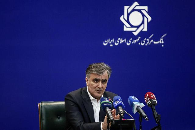 خبر مهم رییس کل بانک‌مرکزی/ برای دارایی‌های بانک آینده مشتری پیدا شد