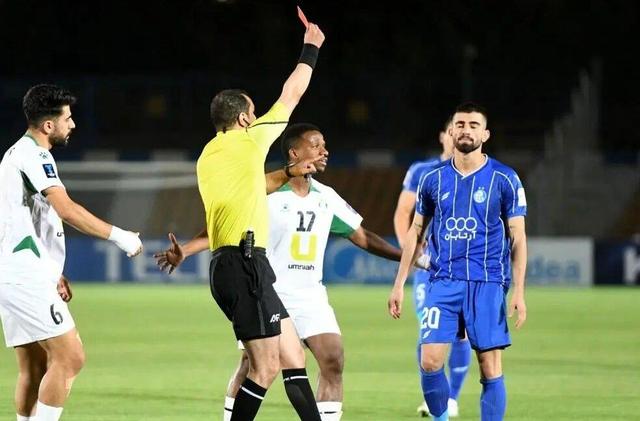 ۲ غایب بزرگ استقلال در مصاف با الوصل