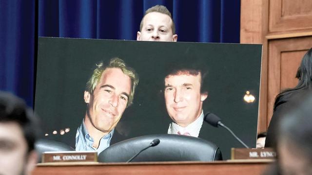 پاک‌سازی آنلاین لکه‌های ننگ