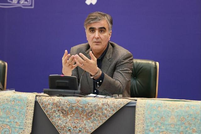 فرزین در آیین رونمایی از سامانه سین: سهامداران اصلی بانک ها شفاف نیستند/ بنگاهداری عامل زیان بانک ها