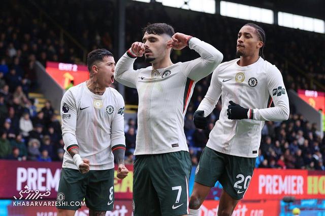 سایه آبی روی توپچی‌ها/ تیم مارسکا با هفتمین پیروزی مدعی شد