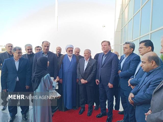 وزیر آموزش و پرورش وارد عسلویه شد