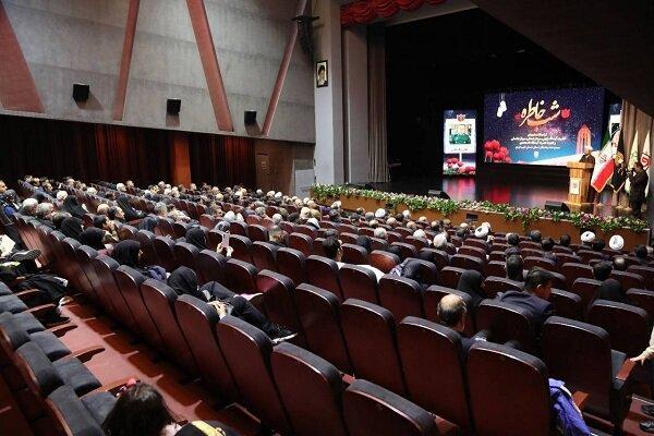 ویژه‌برنامه شب خاطره با محوریت شهدای شاخص برگزار شد