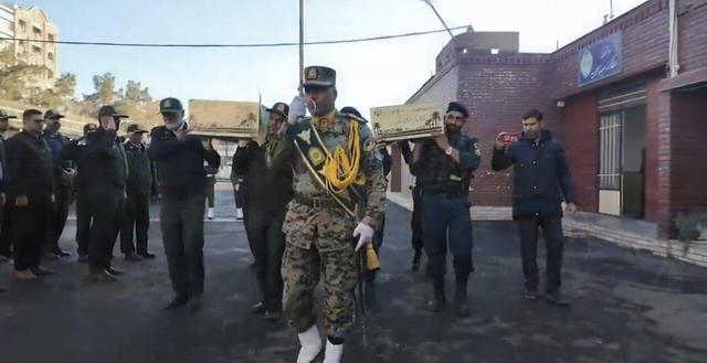 تجدید پیمان با شهید گمنام؛ استقبال پلیس سمنان از پیکر مطهر شهدا