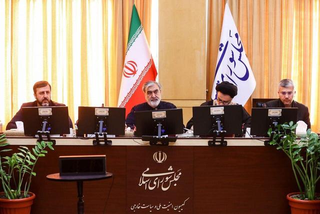 اعضای کمیسیون امنیت ملی: واکنش قاطع به قطعنامه آژانس ضروری است