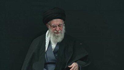 لحظه ورود رهبری به دومین شب عزاداری حضرت زهرا (س) + فیلم