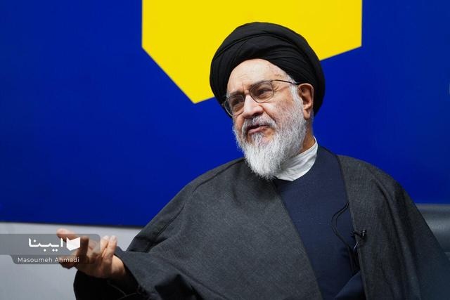 مطهری فلسفه اسلامی را سر سفره مردم آورد