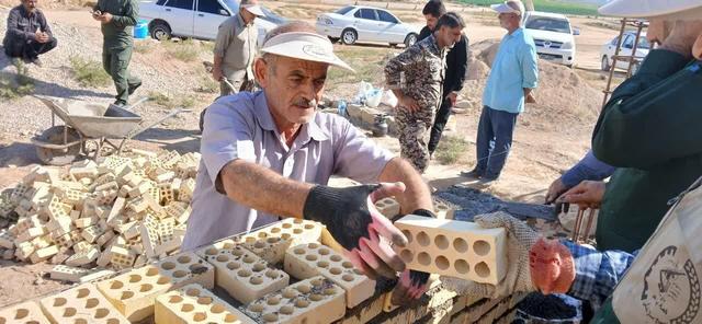 اجرای ۱۱۰ ویژه برنامه هفته بسیج در گتوند/ ۱۰ خانه برای افراد نیازمند ساخته شد