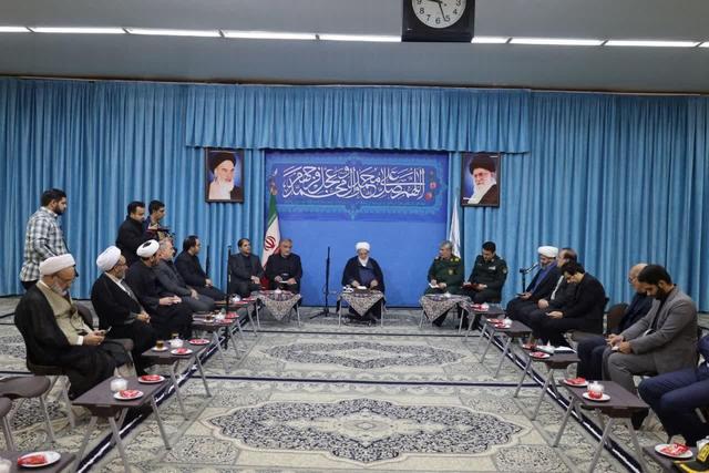 امام جمعه یزد: مردم و دستگاه‌ها برای ترویج عفاف همکاری کنند