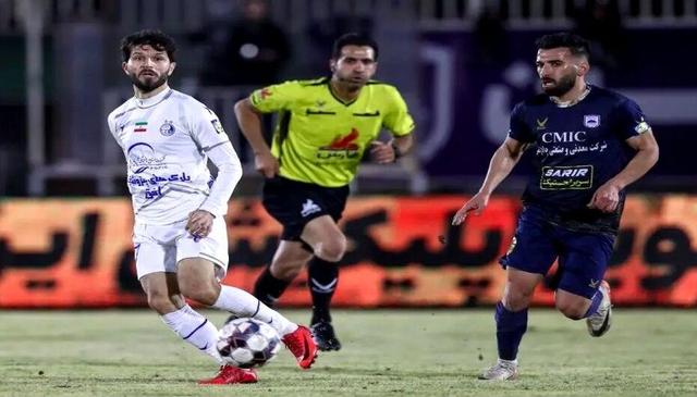 جام حذفی کشور، ترکیب تیم‌های چادرملو اردکان و ذوب آهن اصفهان اعلام شد