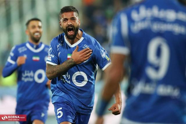 آرمین سهرابیان به باشگاه استقلال احضار شد