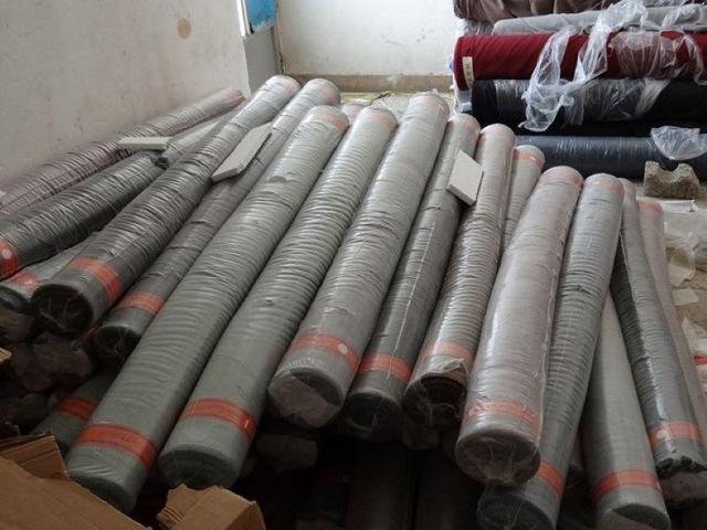 توقیف کامیون حامل ۱۰۰ میلیارد پارچه فاقد مجوز