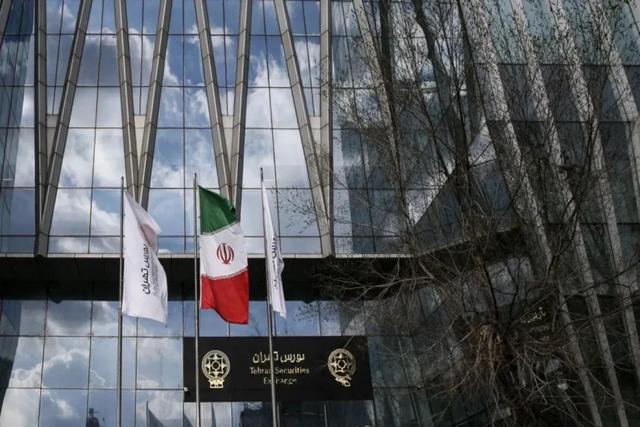 پولی از بورس در زمان جنگ خارج نشد