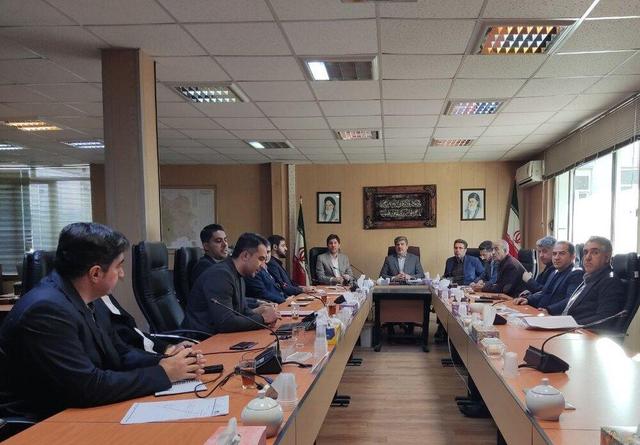 تأمین زمین برای ۷۰۰ متقاضی نهضت ملی مسکن در کامیاران بررسی شد