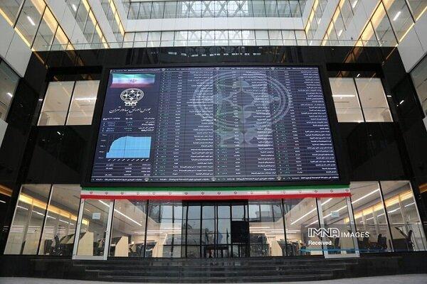 بورس رشد کرد / افزایش ۵۳ هزار واحدی شاخص کل