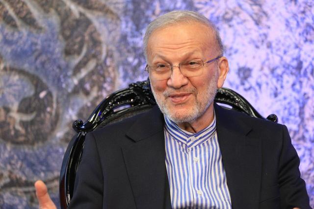 توصیه عجیب متکی به عراقچی: غنی‌سازی حق مسلم ماست، نیازی به تاکید و مصاحبه‌های مکرر در اینباره نیست