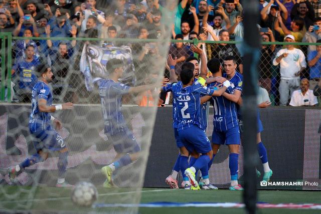 تماس نیمکت نشین بزرگ استقلال با تیم سابقش؛ میخواهم برگردم