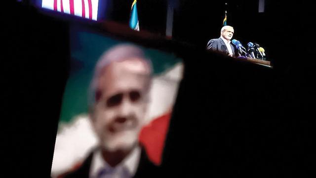 پیاده‌شدگان از قطار دولت