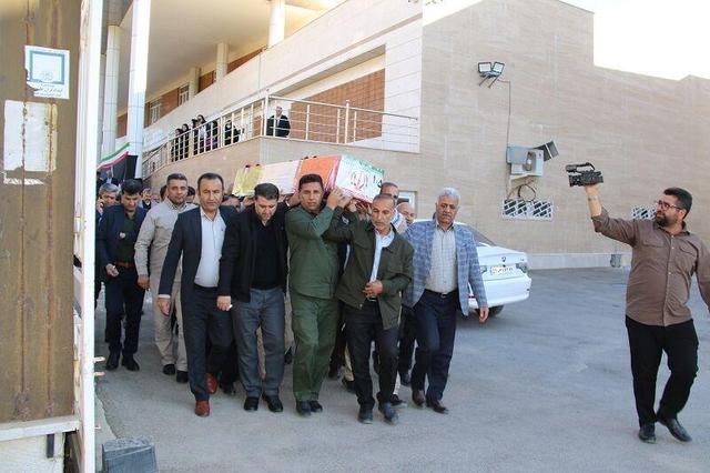 صحنه ای پیوند دهنده میان گذشته پر خون و آینده‌ای پر امید