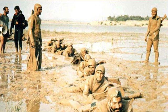 غواصی که برای شرکت در حمله رشوه داد/پدر و مادرم نگران نباشید!