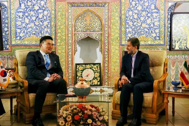 استاندار اصفهان: گردشگری محور گسترش روابط با کره جنوبی میشود