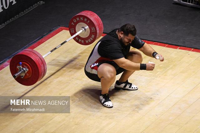 جزئیات مسابقات وزنهبرداری جام فجر/ حضور ۷ تیم با جوایز دلاری