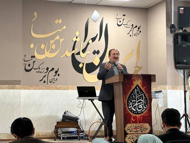 پاکمهر: فرهنگ دفاع از میهن باید از مدرسه نهادینه شود