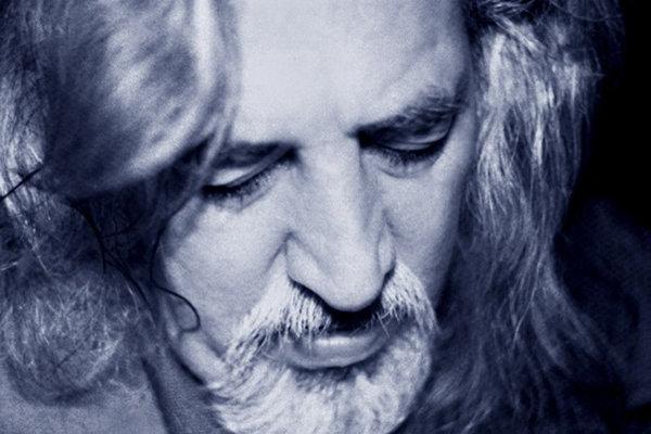 خاطره‌ای از ارادت حسین منزوی به حضرت زهرا(س)؛ اهل‌بیت(ع) عشق من هستند