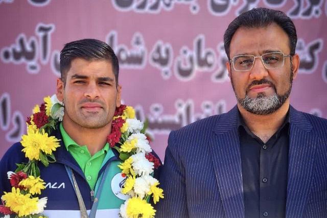 استقبال باشکوه از قهرمان جودوی تیم ملی در سرخس برگزار شد