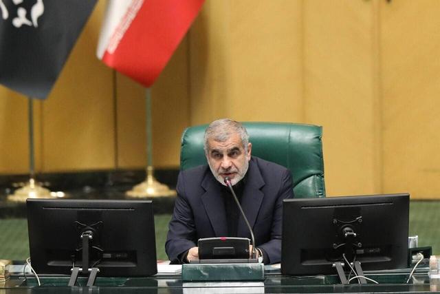 نیکزاد: بیش از ۹۰ درصد از منابع، صرف هزینههای جاری دولت میشود