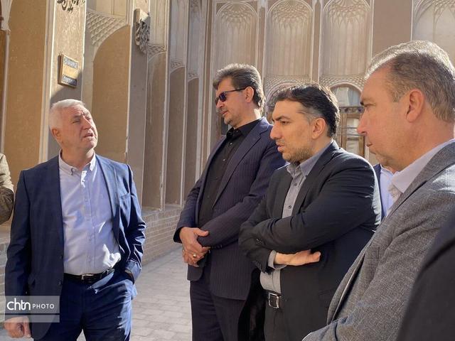 بازدید مدیرعامل صندوق احیا و بهره‌برداری از اماکن تاریخی و فرهنگی کشور از بناهای تاریخی در شهرستان یزد