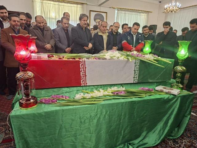 فیلم | عطرآگین شدن فضای ادارات زنجان با حضور شهدای خوشنام