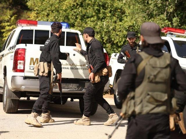 دولت موقت سوریه منع آمدوشد در حمص اعلام کرد