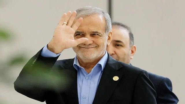 از دولت پزشکیان انتظار معقول داشته باشید