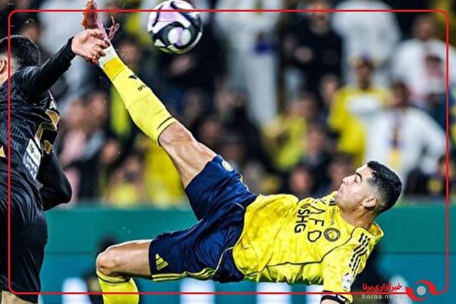 قیچی برگردون دیدنی کریس در 40 سالگی