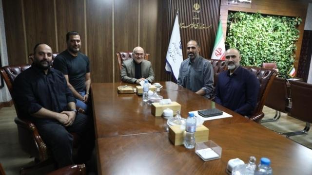 تقدیر استاندار خوزستان از حامد حدادی / تاکید بر حمایت از ورزشکاران