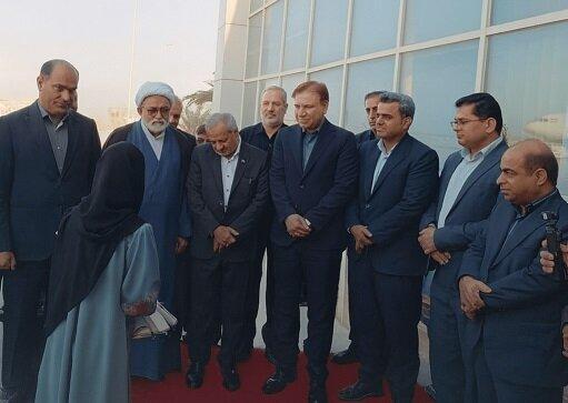 ورود وزیر آموزش و پرورش به جنوب بوشهر/ از فازهای گازی تا کلاس‌های فرسوده؛ تناقض توسعه در عسلویه