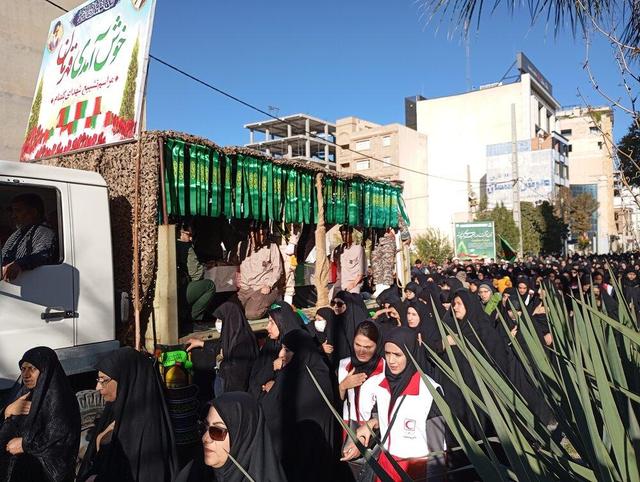 مراسم تشییع ۴ شهید گمنام دوران دفاع مقدس در ایلام برگزار شد