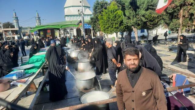 «شیرآش پزان»،  آیین کهن زنان آملی برسر سفره بی بی فاطمه(س)