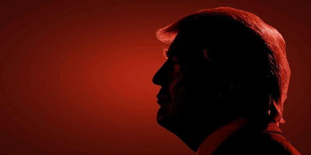 ترامپ زره جنگ پوشید!/ عکس