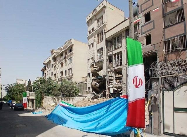 برخی از خانه‌های تخریب‌شده جنگ ۱۲ روزه در تهران همچنان باقی است