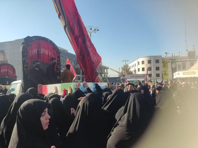 اجتماع باشکوه فاطمیون در مشهد مقدس آغاز شد