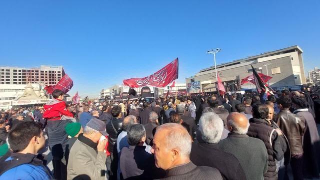 آغاز مراسم تشییع شهدا و اجتماع فاطمیون در مشهد الرضا(ع)