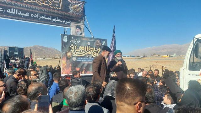 ملت ایران با اقتدا به حضرت زهرا (س) در برابر استکبار ایستاده‌اند