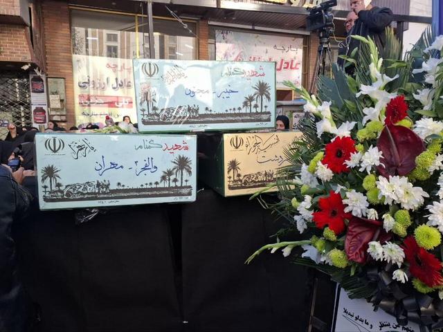 میزبانی سنندجی‌ها از پیکر مطهر سه شهید گمنام