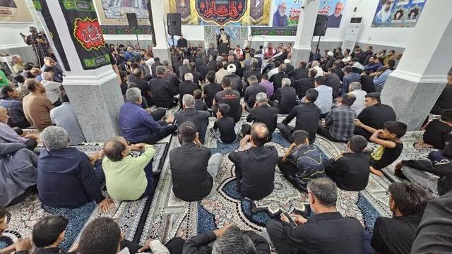 امام جمعه دیر: دشمن با هجمه به حجاب کانون خانواده را هدف گرفته است