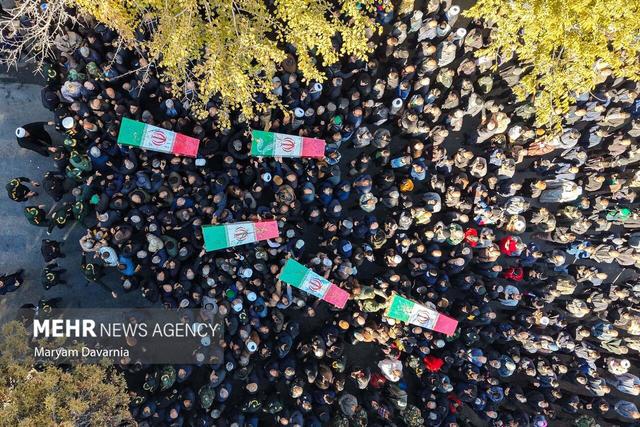 تشییع و خاکسپاری پیکر هشت شهید گمنام در بجنورد