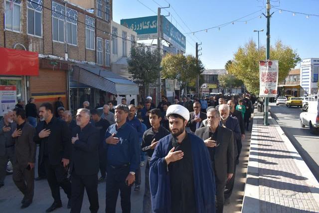 دسته عزاداری حضرت زهرا(س) در گیلانغرب